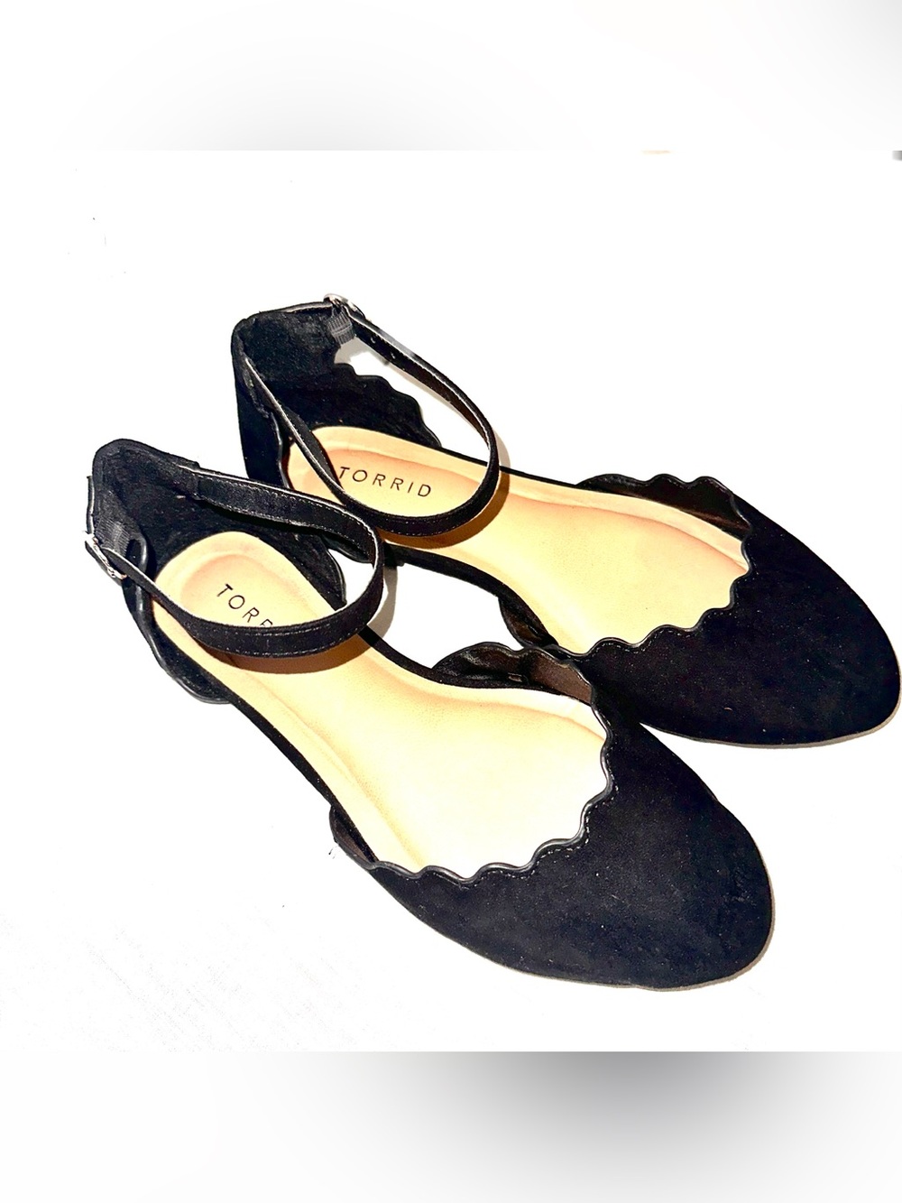 Torrid Size 8.5W Black Faux Suede Scallop Closed Toe Ankle-Strap Flat
